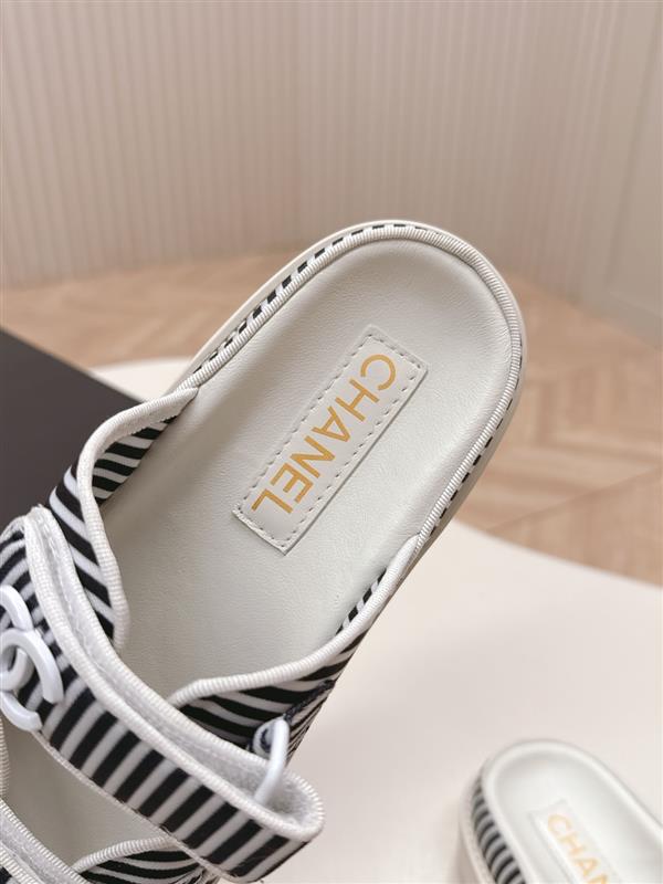 20251128184436456 280